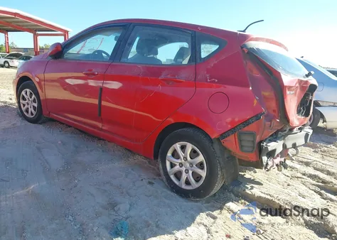 2012 Hyundai Accent Gs z USA, uszkodzony, nr VIN KMHCT5AE2CU021453